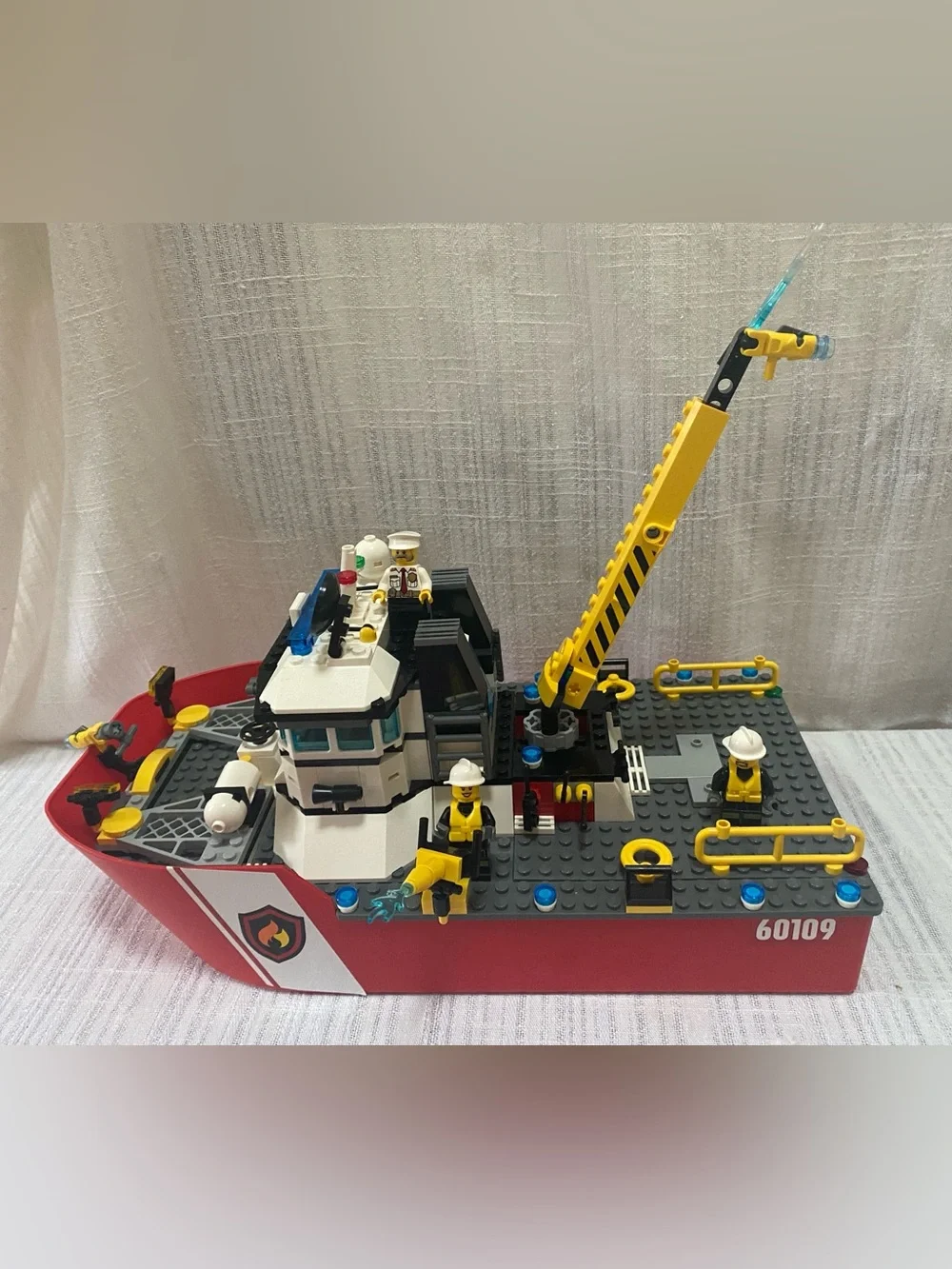 LEGO City 60109 Fire Boat, Complete (w/ 1 color sub); 5 Minifigures & 3 Manuals